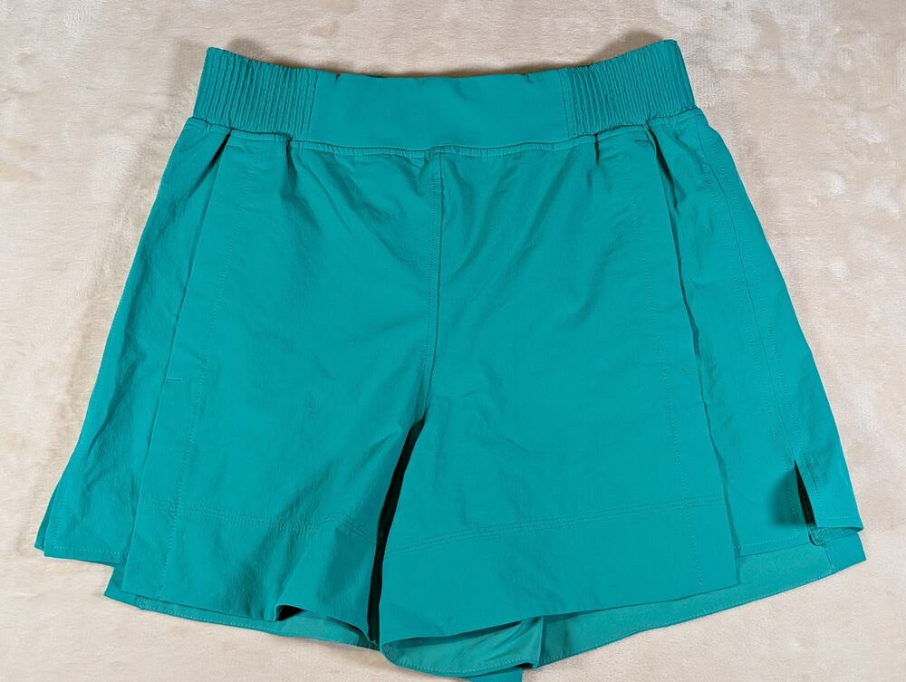 Lululemon Stretch Woven Relaxed-Fit High-Rise Shorts 4" Small Kelly Green